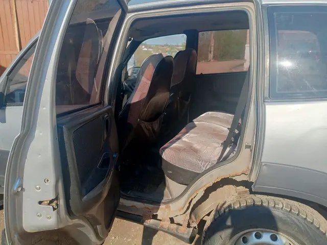 Легковой автомобиль универсал CHEVROLET NIVA 212300-55, VIN X9L21230090284870, 2009 года выпуска, категория ТС: «В»; шасси (рама): отсутствует; цвет кузова: светло-серебристый.