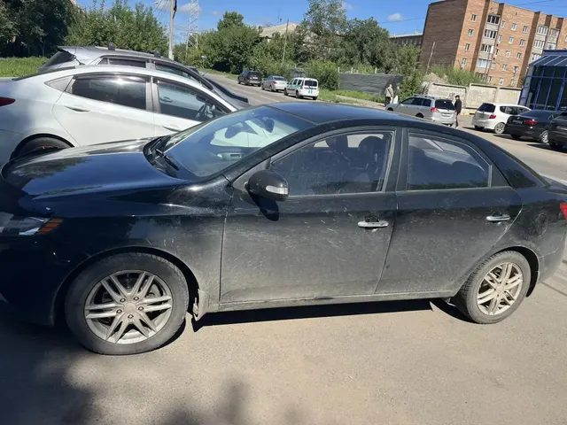 (повторные торги) Легковой автомобиль Kia Forte, 2009 г.в., г/н C297ТС124, VIN KNAFH22139A066527, № кузова KNAFH22139A066527, цвет черный. В рабочем состоянии, в наличии ПТС, ключ. Должник Калинин А.С. Обременения: Залог, запреты на рег. действия. Начальная цена продажи 634549,91 руб. Задаток 96000,00 руб. (пор. 1623)