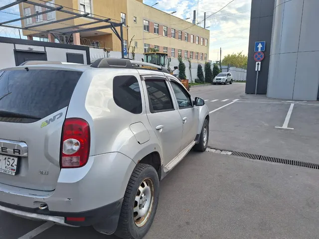 Транспортное средство «RENAULT DUSTER»