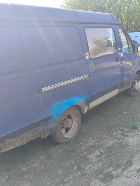 Лот №1 Автомобиль ГАЗ 2705, г/н К 949 ХО 76, 2001 г.в., VIN XTH27050010219849. Имущество, бывшее в употребление, ключи и документы отсутствуют, работоспособность не проверялась. № АС ПИБИ 37-5991