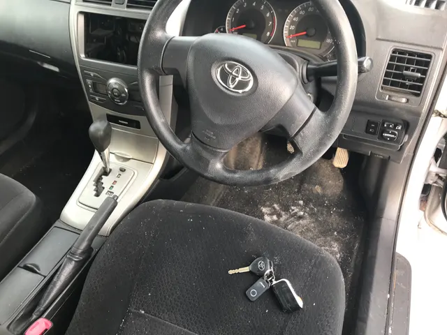 Транспортное средство (в виде реализация прямого назначения) 1.Автомобиль TOYOTA СOROLLA, 1993 г.в., А614ММ122, идентификационный номер  АЕ1003074918, (Б/У, вокруг по кузову присутствуют сколы, ключи и документы отсутствуют). 2. Автомобиль TOYOTA СOROLLA FIELDER, 2010 г.в., H492KT154,№ кузова NZE1419172254 (ТС в рабочем состоянии, документы и ключи в наличии).