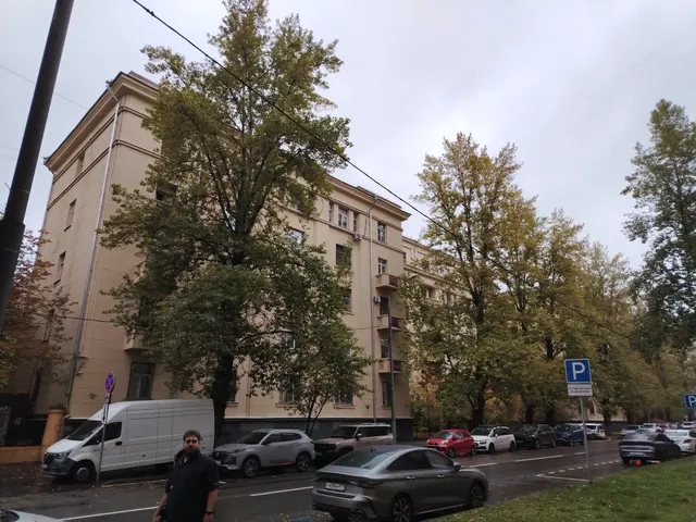 Продажа имущества, находящегося в собственности города Москвы: жилое помещение по адресу: г. Москва, ул. Лефортовский Вал, д. 18А, кв. 6, ком. 18, площадью 25,6 кв. м. (Этаж № 5), кадастровый номер: 77:04:0001005:6336
