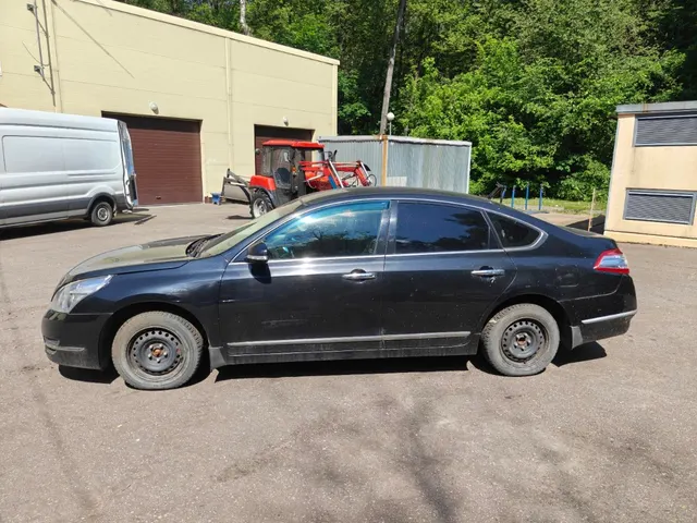 Продажа транспортного средства Легковые автомобили NISSAN TEANA (VIN: Z8NBAUJ32BS027173)
