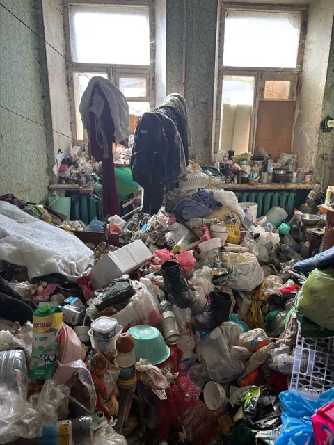 Продажа на аукционе признанного непригодным для проживания жилого помещения с ограниченным уровнем благоустройства, расположенного по адресу: Ивановская область,   г. Шуя,  ул. 1-я Московская, д.24, кв.9