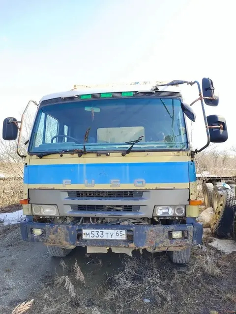 грузовой самосвал Mitsubishi Fuso, г/в 1989, г/н М533ТУ65, № шасси FV416J750681. Место нахождения: Сахалинская область, г. Южно-Сахалинск, Холмское шоссе 3в/2. Должник: Казарян А.М. Обременение: арест.