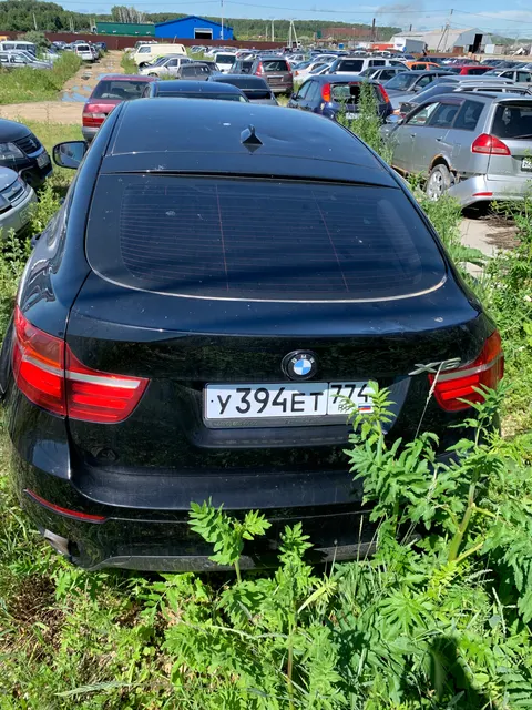Автомобиль марки «BMW X6 Xdrive35I» государственный регистрационный знак У394ЕТ774
