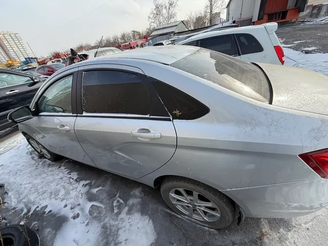 (повторные торги) Легковой автомобиль ЛАДА GFL320 LADA VESTA, 2017 г.в., г/н Р710НР124, VIN XTAGFL320HY101536, № кузова XTAGFL320HY101536, цвет серебристый. Идентификационные номера не сверялись, рабочее состояние не проверялось, автомобиль закрыт, ключи и документы отсутствуют. Должник Абдухаликов А.С. Обременения: Арест, запреты на рег. действия. Начальная цена продажи 490450,00 руб. Задаток 74000,00 руб. (пор. 1888)