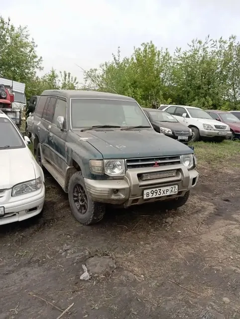 Автомобиль марки Mitsubishi Pajero г/н В993ХР27,г.в 1994, № шасси V454403695,цвет темно -зеленый