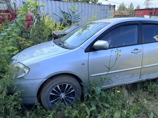 Легковой автомобиль TOYOTA COROLLA, 2006 г.в., г/н: О355ЕК154, VIN: NMTBZ20EX0R128425, серебристого цвета (залог)