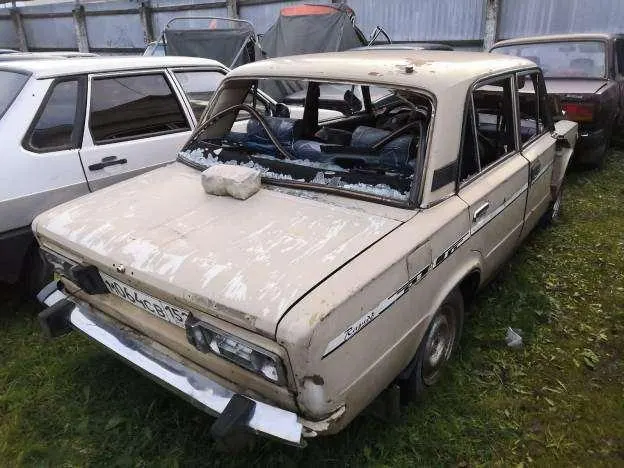 Автомобиль марки ВАЗ 2106, регистрационный знак М064СВ 152