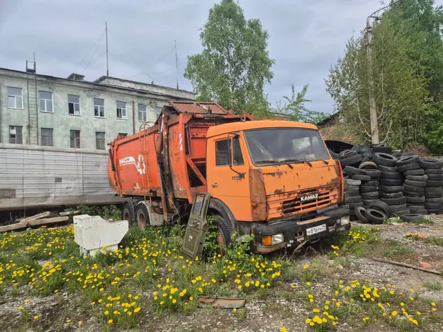 Транспортное средство Камаз КО440 5, 2009 года выпуска, цвет - оранжевый, VIN XVL48323090001269, государственный номер Н816РН29