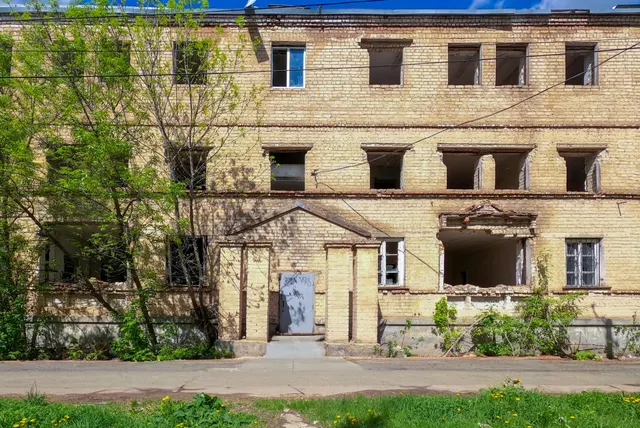 Продажа находящегося в федеральной собственности объекта недвижимого имущества площадью 1 399,8 кв. метра (кадастровый номер 57:25:0030121:33) одновременно с находящимся в федеральной собственности земельным участком площадью 839 кв. метров (кадастровый номер 57:25:0030121:187), на котором расположен такой объект недвижимого имущества, по адресу: Орловская область, городской округ город Орёл, г. Орёл, ул. Энергетиков, земельный участок 2.