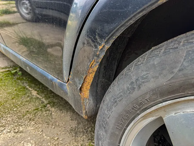 Легковой автомобиль CHEVROLET, KLAS (T200/Chevrolet Aveo), 2008 года выпуска, идентификационный номер (VIN): XUUSA697J70000150, модель, номер двигателя – F14D3 560404K, цвет кузова – черный.