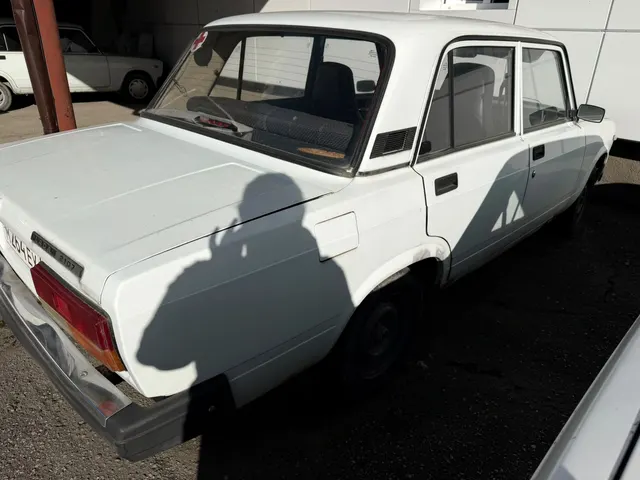 Лот № 3 - автотранспортное средство LADA 210740 2012 года выпуска VIN XTA210740CY037954, ПТС 63 НО 491749