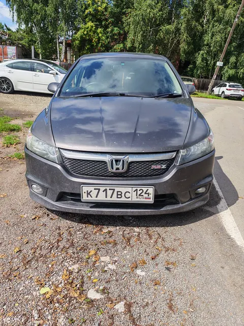 Легковой автомобиль универсал HONDA Stream, 2006г.в., г/н К717ВС124, VIN отсутствует, номер кузова RN8-1004021, номер двигателя 1704618, цвет серый. Начальная цена продажи 651 950 руб. Задаток 97800 руб.