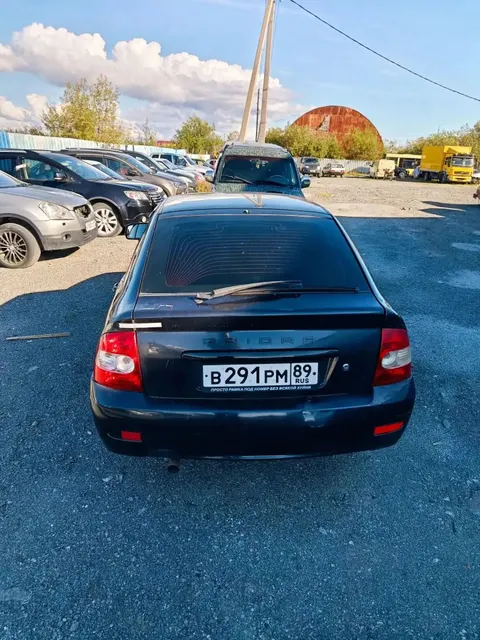 Автомобиль марки ВАЗ 217230, г.р.з. В291РМ89, 2008 г.в., цвет графитовый металлик, VIN XTA21723080020185 (ключи и документы отсутствуют, техническое состояние не проверялось, пробег не известен). Имущество продается в том виде, в каком оно есть, в случае продажи возврату/обмену не подлежит. За скрытые дефекты имущества Продавец ответственности не несет.