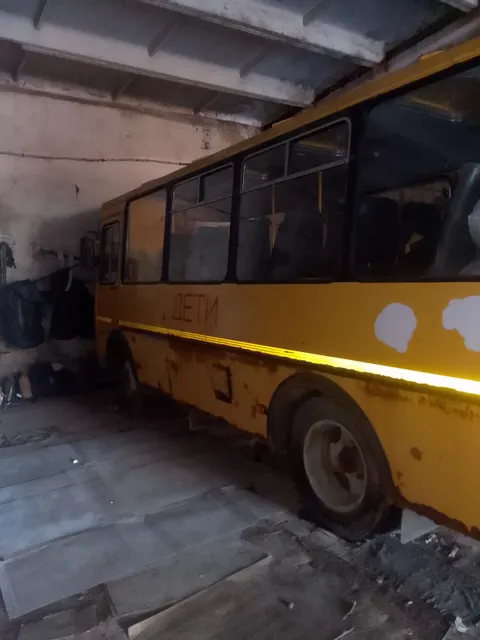 Автобус для перевозки детей ПАЗ 32053-70, 2015 года выпуска, модель, № двигателя 523420 F1002713, цвет кузова (кабины, прицепа) желтый, идентификационный номер (VIN) X1M3205BXF0002027, паспорт транспортного средства 52 ОК 462374 выдан 13 июля 2015 года, государственный регистрационный знак К006ВТ159