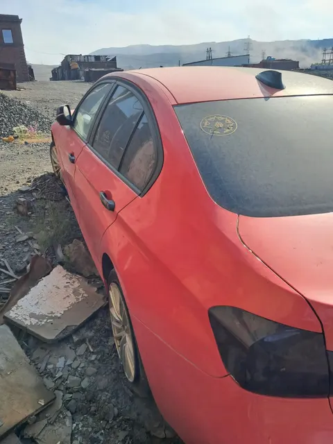 Автомобиль BMW 320, г/н Е243ТО124, 2014г.в., VIN X4X3B19480J122038, комплектность и состояние  не проверялась данное  имущество обращено в доход государства,Находится г. Норильск Автомобиль находится в залоге