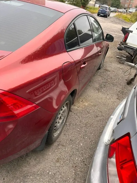 Автомобиль марки "VOLVO S60", государственный регистрационный номер А675ХН51, красного цвета. VIN: YV1FS42H0E2316201, 2014 года выпуска.