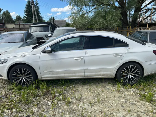 Единый лот. Автомобиль марки Volkswagen Passat СС, г/н С454ВС58, VIN WVWZZZ3CZDE543940, 2012 г/в (58-005094-1) Автомобиль Volkswagen Passat vin WVWZZZ31ZKB121877 1989 г.в. красного цвета, государственный регистрационный знак М150УХ58 (58-005095-1).