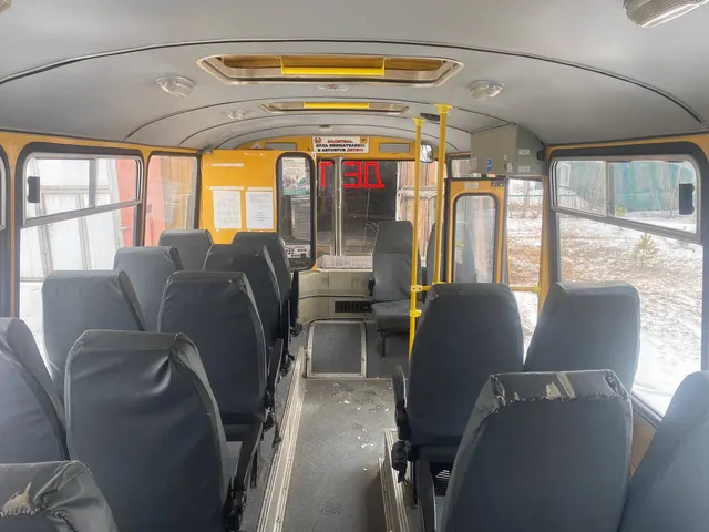 Автобус ПАЗ – 32053-70 для перевозки детей, рег.номер А813АТ142. Модель, № двигателя: 523400 С 1005447, Кузов №: Х1М3205СХС0003998