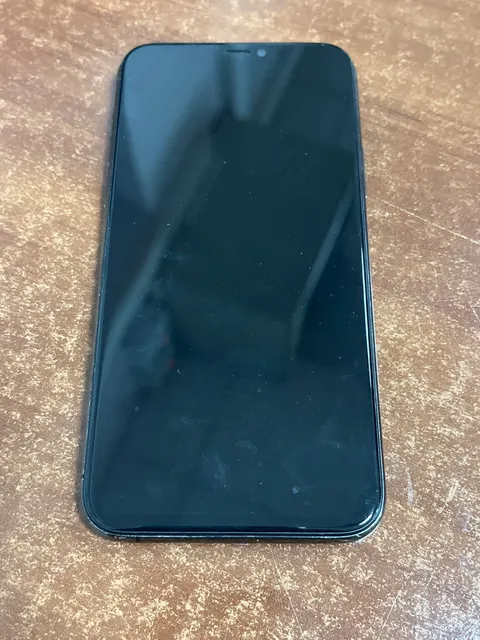 Сотовый телефон  марки Iphone 11 Pro