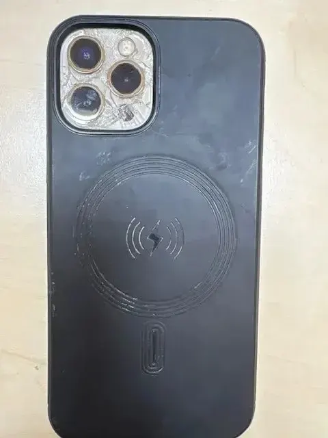 Мобильный телефон марки «iPhone 12 Pro». 1 шт
