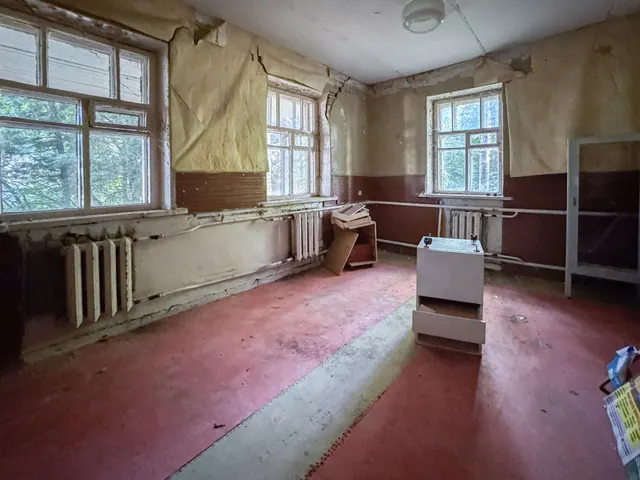 Помещение, назначение: нежилое, наименование: помещение, площадь 73,8 кв. м., этаж №1, кадастровый номер: 48:14:1900103:146, расположенное по адресу: Липецкая область, муниципальный округ Становлянский, с. Кличено, ул. Центральная, д.20, пом.2
