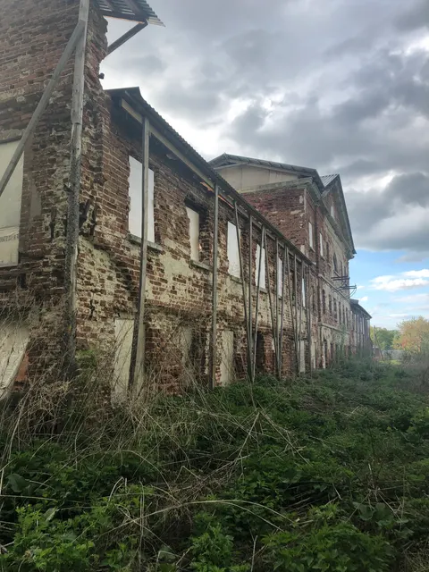 «Главный корпус», 1790 г., входящий в состав объекта культурного наследия федерального значения «Промышленно-усадебный комплекс», 1790 г., площадью 742,3 кв.м, кн 62:21:0060101:3104; «Здание кузницы», 1790 г., входящее в состав объекта культурного наследия федерального значения «Промышленно-усадебный комплекс», 1790 г., площадью 87,8 кв.м, кн 62:21:0060101:3130, по адресу: Рязанская область, муниципальный район Старожиловский, сельское поселение Мелекшинское,  с. Ко