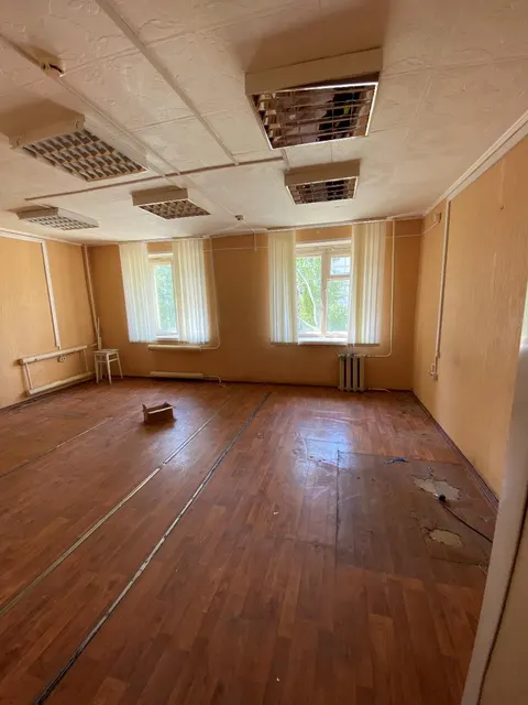 Нежилое помещение с кадастровым номером 76:21:010135:67, площадью 200,8 кв.м., расположенное по адресу: Ярославская область, г. Тутаев, ул. Пролетарская, д. 30, пом. V.