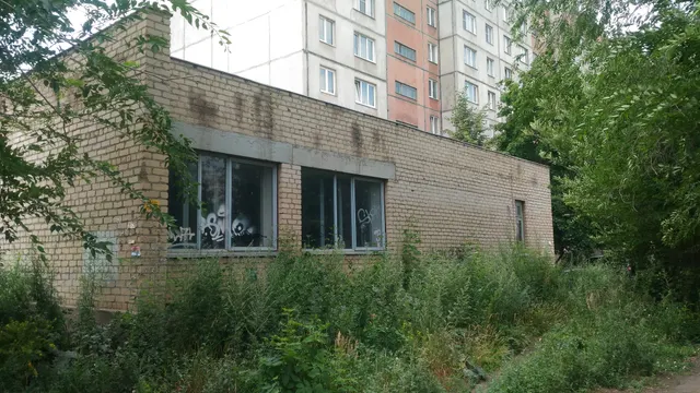 Лот № 1 Объект аренды, площадь 136,60 кв.м., номера помещений на поэтажном плане: 1 этаж, помещения № 22, 27-32, адрес (местонахождение) объекта: Челябинская область, г. Магнитогорск, ул. Труда, д. 31, пом.