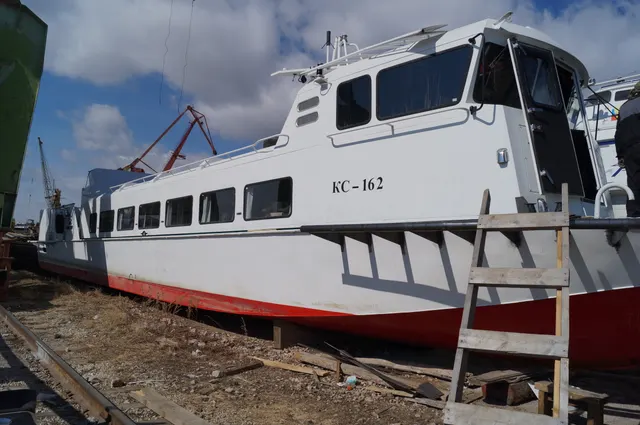 пассажирский водометный катер «КС-162»