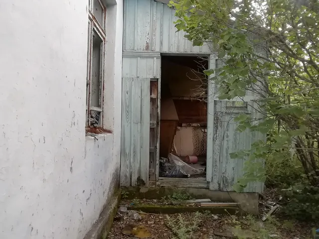 Нежилое помещение, общей площадью – 75,8 кв. м, расположенное по адресу: Амурская область, Бурейский район, пгт. Бурея,  ул.50лет Амурского Комсомола, д.46, пом.1.