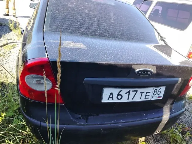 Автомобиль марки ФОРД Фокус, г.р.з. А 617 ТЕ 86, VIN X9F4XXEED45R61265, 2005 г.в. ТС обременено ЗАЛОГОМ. По общему правилу при переходе права собственности залог сохраняется в соответствии со ст. 353 ГК РФ; приобретатель имущества приобретает права и несет обязанности залогодателя. Риски, связанные с сохранением залога и возможностью обращения взыскания на предмет залога, несет приобретатель. ТС имеет ограничения ФССП на регистрационные действия (ключи и документы отсутствуют)
