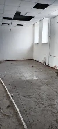 Нежилое помещение № 2 с кадастровым номером 56:42:0229003:275 площадью 129,1 кв.м, адрес (местоположение): Оренбургская область, г. Новотроицк, ул. Советская, д. 5.