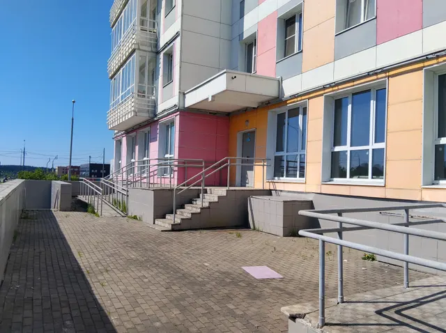 Продажа имущества, находящегося в собственности города Москвы, нежилое помещение по адресу: г. Москва, г. Зеленоград, корп. 2044, площадью 151,9 кв. м. (Этаж № 1, помещение 366), кадастровый номер: 77:10:0006008:7360