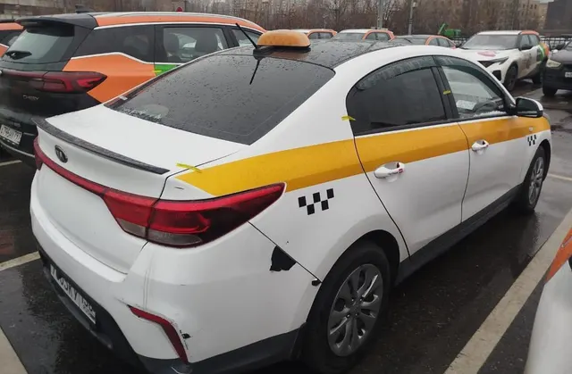 АМТС КИА РИО, г/н У605КУ136, цвет белый-желтый-серый, VIN Z94C241BBJR059858