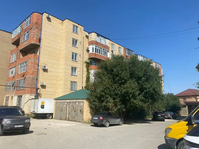 Квартира, площадь 70,9 кв. м., кадастровый №: 05:40:000031:5056, этаж 5, местоположение: Республика Дагестан, г. Махачкала, ул. Акушинского, д. 96 И, корп. 2, кв. 10 (должник Абдулаева Р. Г.)