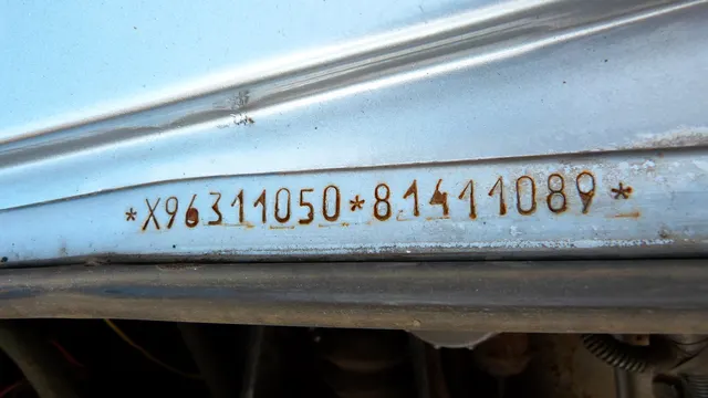 Транспортное средство: ГАЗ-31105;  тип ТС: легковой, идентификационный номер: Х9631105081411089; паспорт транспортного средства: 52 МР 668905 от 12.02.2008; шасси (рама) №: отсутствует; кузов №: 31105070179577; цвет кузова: сильвер; регистрационный знак: А 968 АЕ 55