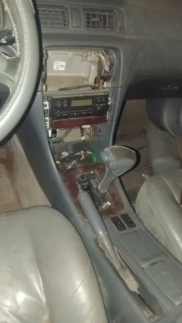 Автомобиль TOYOTA CAMRY