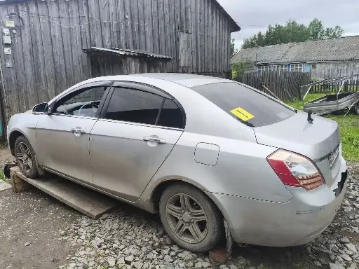 Легковой автомобиль GEELY EMGRAND (FE-1), 2013 г.в., г/н: В253ХК43, цвет: серебро; VIN: X9W8844SCDD000319