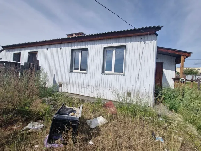 - квартира, назначение: жилое; - кадастровый номер: 03:08:310101:2773; - площадь: 26,6 кв.м; - расположенная по адресу: Республика Бурятия, Иволгинский район, с. Сотниково, ул. Геологическая д.1 кв.2;