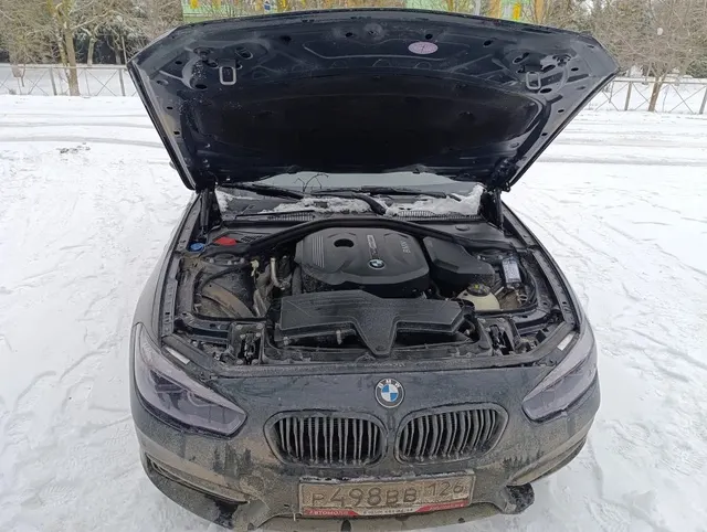 Залоговое имущество должника Ким С.В.: транспортное средство марки BMW 118I, тип – легковой комби (хэтчбек), год выпуска 2018, идентификационный номер (VIN) WBA1R510107B08818, регистрационный знак Р498BB126, номер кузова (прицепа) WBA1R510107B08818, цвет черный, двигатель № 35055211, мощность двигателя 136 л.с, ограничения: запреты на регистрационные действия, адрес: Ставропольский край, г. Пятигорск, ш. Бештаугорское, 14. Начальная продажная цена 1 785 000 рублей. Сумма задатка 270 000 рублей.
