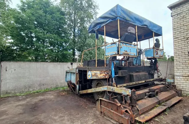 продажа посредством публичного предложения в электронной форме в электронной форме движимого имущества, принадлежащего на праве собственности АО «ЯРДОРМОСТ» в составе: асфальтоукладчик, модель: СД-404Б, государственный регистрационный знак 6719хт76 