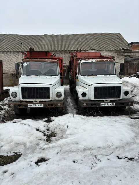 ТС КО-440-2; Наименование МУСОРОВОЗ; VIN XVL483213D0003059; Категория ТС (А,В,С,D) С; Год изготовления ТС 2013; Модель, номер двигателя Д245. 7Е4 813553; Шасси  (рама) № X96330900D042886; Кузов (кабина, прицеп) № 330700D0217604; Цвет кузова (кабины, прицепа) БЕЛЫЙ; Мощность двигателя, л.с. (кВт) 125.4 л.с (92.2 кВт); Рабочий объем двигателя, куб см 4750; Тип двигателя ДИЗЕЛЬНЫЙ; Экологический класс ЧЕТВЕРТЫЙ; Разрешенная максимальная масса , кг 8180; масса без нагрузки, кг 4950.
