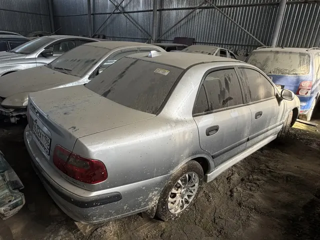 Автомобиль Минцубиши Карисма, г/н Н632АТ196, г.в. 2000, VIN XMCSNDA1AYF053629