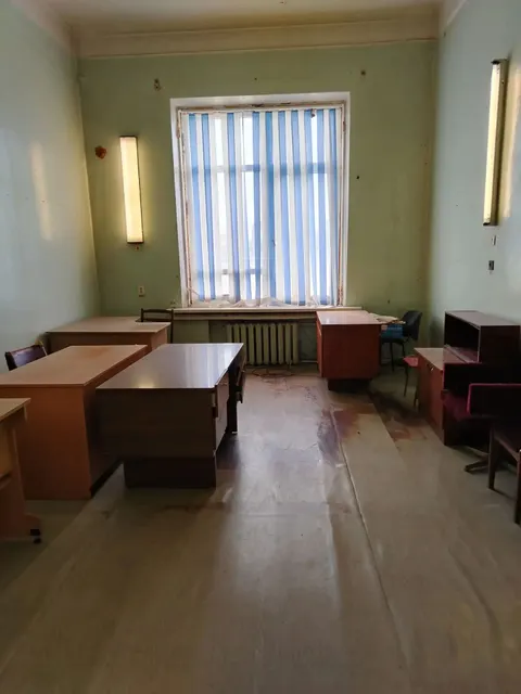 Кабинет № 75 площадью 24,6 кв. м. на 3 этаже здания, находящегося в составе нежилого помещения, кадастровый номер 30:12:010373:107, закрепленного за ФБУ «Администрация Волжского бассейна» на праве оперативного управления, по адресу: Россия, Астраханская область, город Астрахань, ул. Адмиралтейская, строение 1, пом. 1