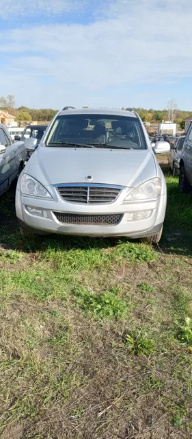 Продажа автомобиля Ssang Yong Kyron, 2010 года выпуска