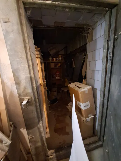 Республика Башкортостан, г. Салават, ул. Островского, д. 82 (подвал)