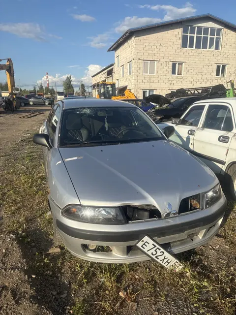 Годные остатки: легковые автомобили, 2 штуки